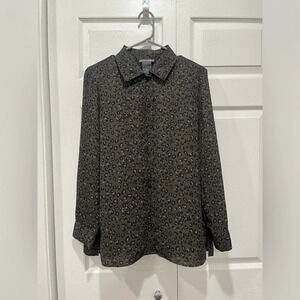 Chelsea & Theodore leopard print long sleeve button up top